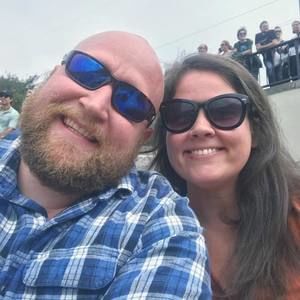 Meet your Posher, Deane